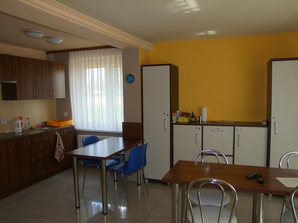 Homestay Warnenczyka 85A Bezplatny Parking, Faktura, Prywatna Lazienka, Klimatyzacja