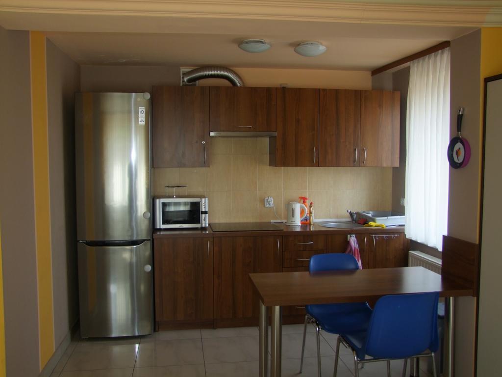 Homestay Warnenczyka 85A Bezplatny Parking, Faktura, Prywatna Lazienka, Klimatyzacja