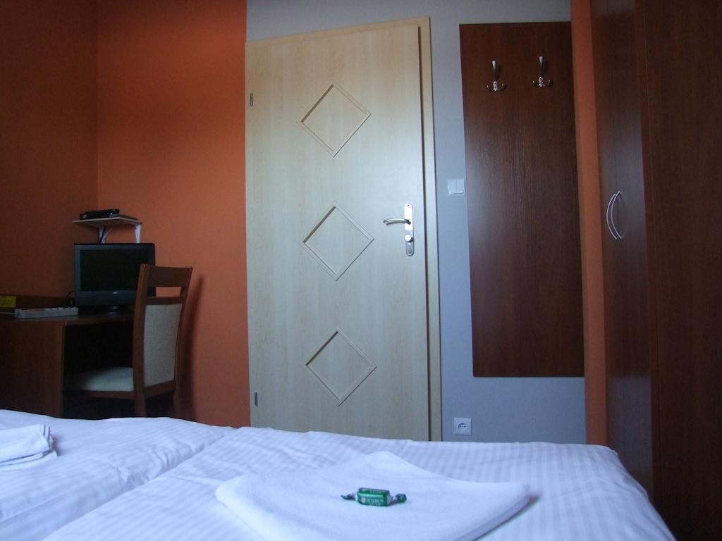 Warnenczyka 85A Bezplatny Parking, Faktura, Prywatna Lazienka, Klimatyzacja Rzeszow